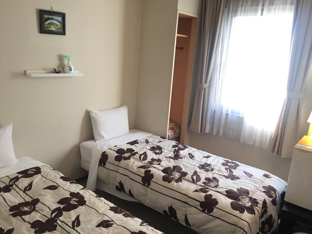 Quincy'S Inn Toyohashi Phòng bức ảnh