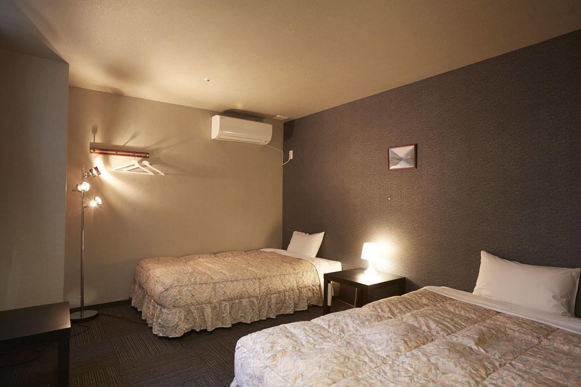 Quincy'S Inn Toyohashi Ngoại thất bức ảnh
